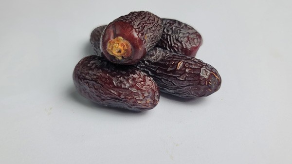Safawi/Kalmi Khejur Premium VIP Grade Dates (1kg)